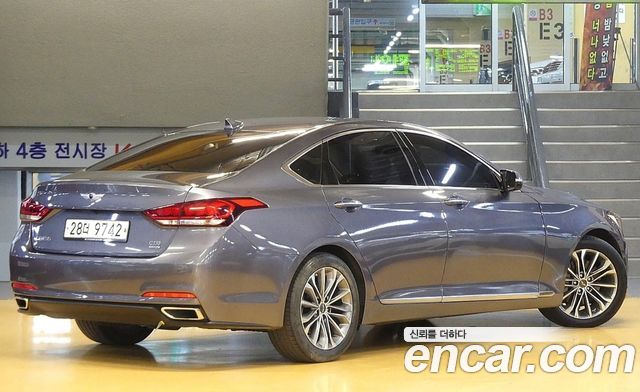 Hyundai Genesis из Кореи Encar