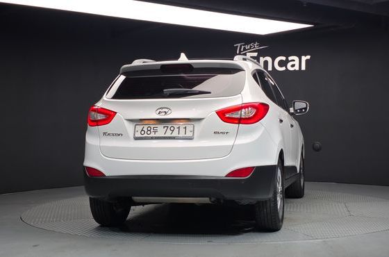 Hyundai Tucson Diesel(e-VGT) 2WD Premium — пробег 180 453 км — фото 4 из 5