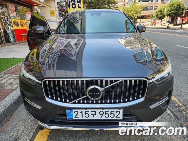Volvo XC60 B5 Ultimate Bright — пробег 22 000 км — фото 3 из 5