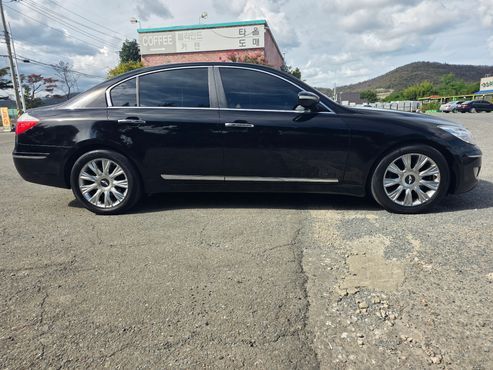 Hyundai Genesis BH 380 Royal Standard — пробег 177 189 км — фото 3 из 5