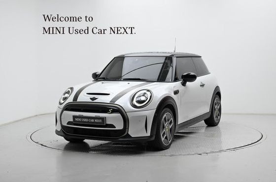 Mini Cooper Resolute Edition 3rd — пробег 36 740 км — фото 1 из 5