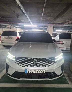Renault (Samsung) Grand Koleos 1.5 E-TECH Iconic 2WD — пробег 54 000 км — фото 3 из 5