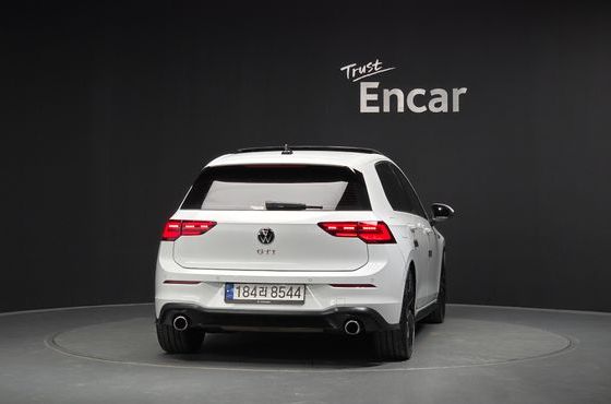 Volkswagen Golf 2.0 GTI — пробег 23 329 км — фото 4 из 5