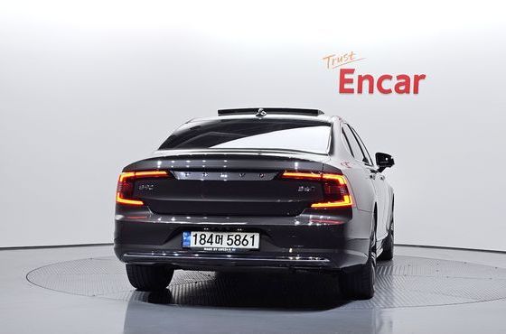 Volvo S90 B6 AWD Inscription — пробег 81 312 км — фото 4 из 5