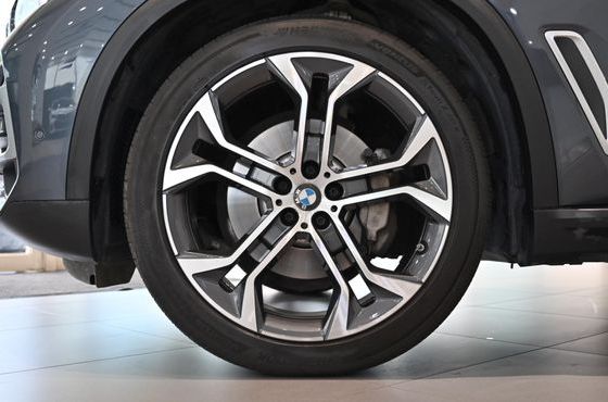 BMW X5 xDrive 40i xLine — пробег 82 803 км — фото 5 из 5