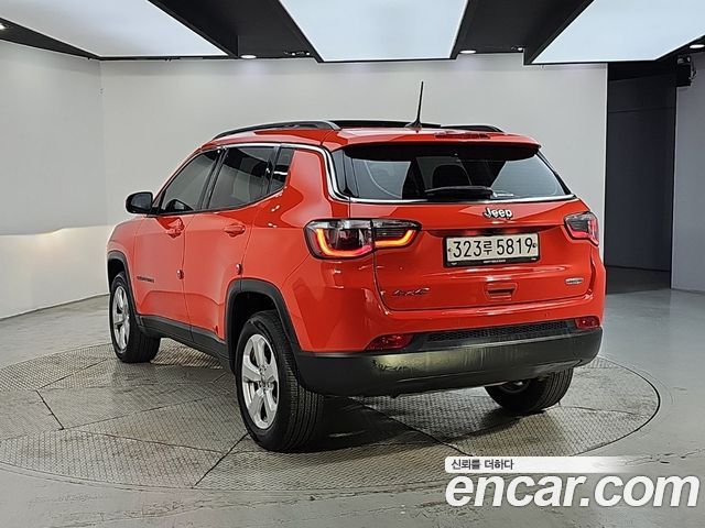 Jeep Compass из Кореи Encar