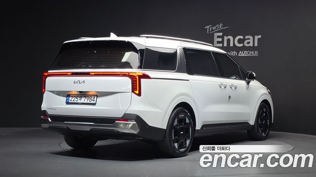 Kia Carnival из Кореи Encar