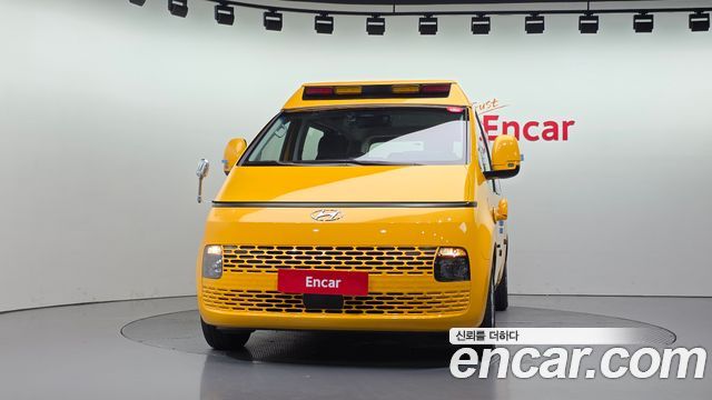 Hyundai Staria из Кореи Encar