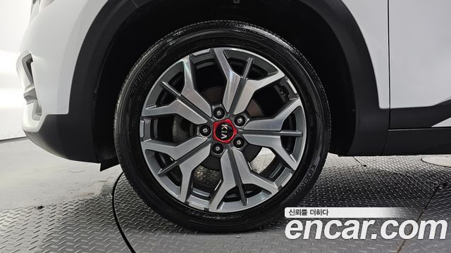 Kia Seltos из Кореи Encar