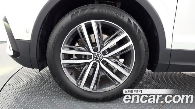 Volkswagen Tiguan из Кореи Encar