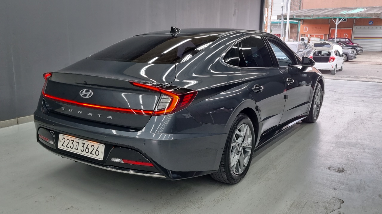 Hyundai Sonata 2.0 Premium Plus — пробег 83 791 км — фото 2 из 5