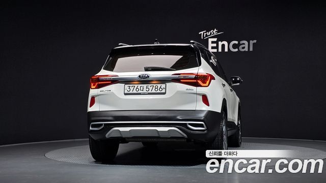 Kia Seltos из Кореи Encar