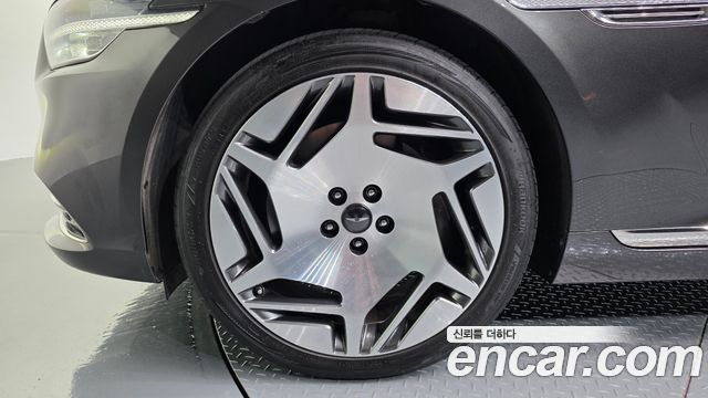 Genesis G90 из Кореи Encar