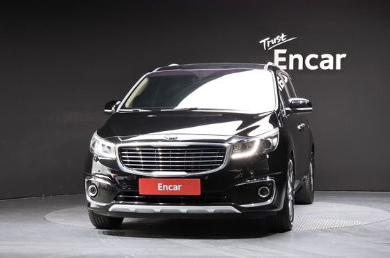 Kia Carnival 9-seater Prestige — пробег 121 448 км — фото 3 из 5