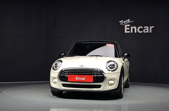 Mini Cooper 5Door HIGH 3rd — пробег 83 056 км — фото 3 из 5