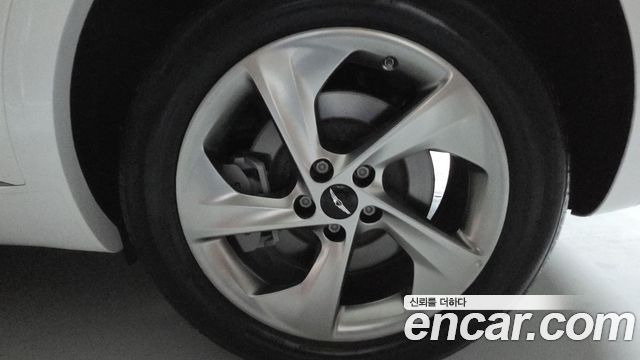 Genesis GV70 из Кореи Encar