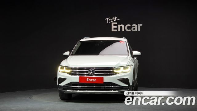 Volkswagen Tiguan 2.0 TDI 4-Motion Premium — пробег 111 024 км — фото 3 из 5