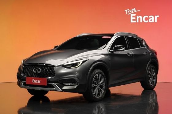 Infiniti QX30 2.0 Proassist AWD — пробег 76 583 км — фото 1 из 5