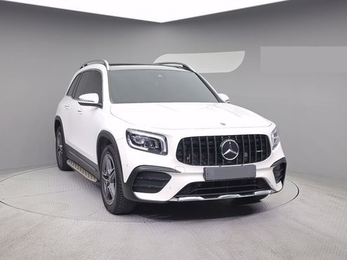Mercedes-Benz GLB-Class GLB250 4MATIC — пробег 75 856 км — фото 2 из 5