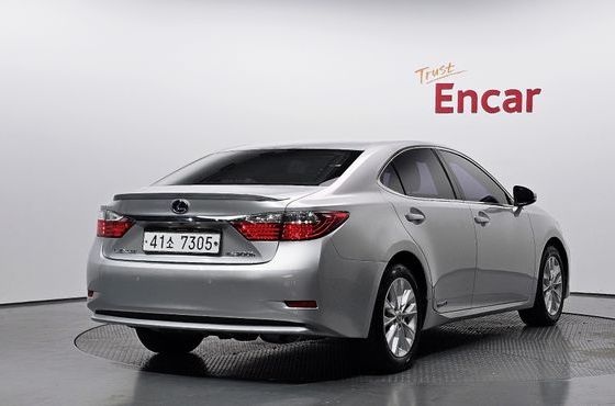 Lexus ES Supreme XV60 — пробег 119 019 км — фото 2 из 5