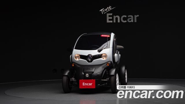 Renault (Samsung) Twizy Life(2-Seater) — пробег 29 475 км — фото 3 из 5