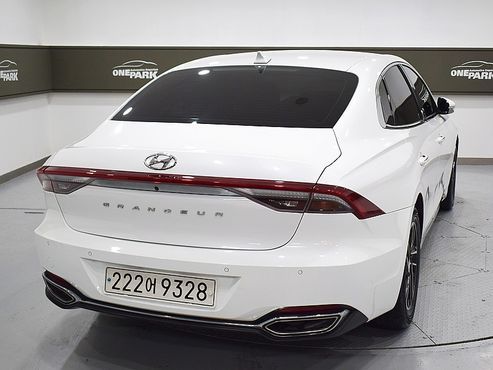 Hyundai Grandeur 2.5 Premium — пробег 75 195 км — фото 3 из 5