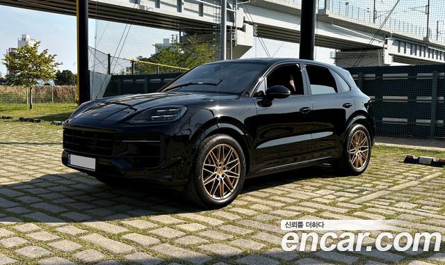 Porsche Cayenne 3.0 — пробег 22 000 км — фото 2 из 5