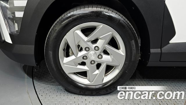 Hyundai Kona из Кореи Encar