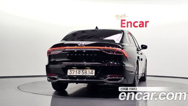 Hyundai Grandeur из Кореи Encar