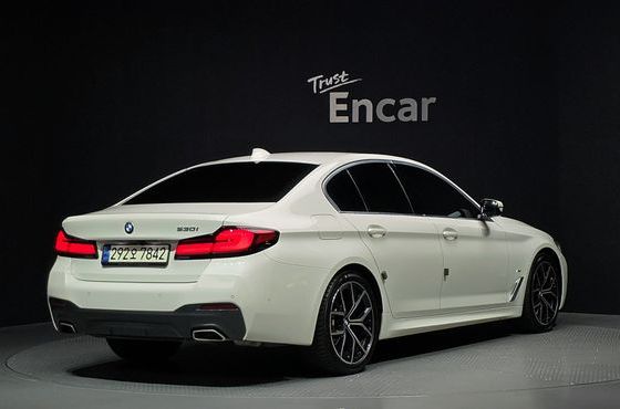 BMW 5-Series 530i M Sport Package — пробег 57 568 км — фото 2 из 5