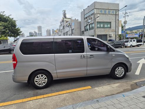 Hyundai Starex 12-Seater Wagon Smart — пробег 110 854 км — фото 4 из 5