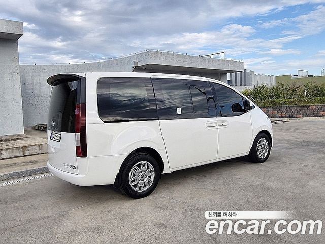 Hyundai Staria Cargo 5-Seater Modern — пробег 49 823 км — фото 4 из 5