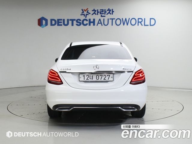 Mercedes-Benz C-Class C220 d Avantgarde — пробег 113 200 км — фото 4 из 5