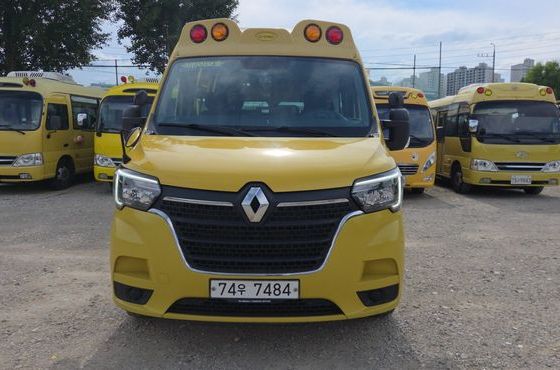 Renault (Samsung) Master School Bus 15-Seater — пробег 75 000 км — фото 1 из 5