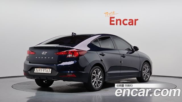 Hyundai AVANTE из Кореи Encar
