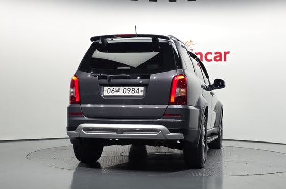 Ssangyong Rexton 2.2 4WD RX7 Prestige — пробег 97 511 км — фото 4 из 5