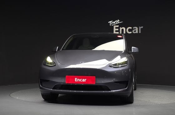Tesla Model Y RWD — пробег 21 228 км — фото 3 из 5