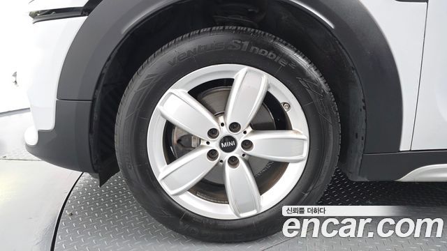 Mini Countryman из Кореи Encar