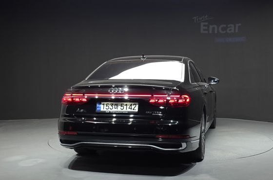 Audi A8 55 TFSI Quattro Premium LWB — пробег 93 289 км — фото 4 из 5