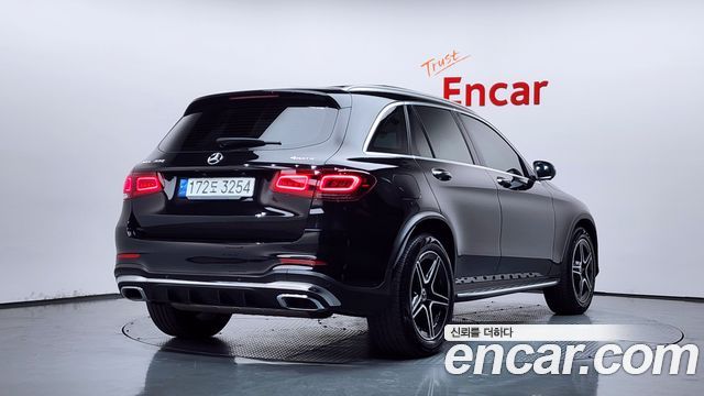 Mercedes-Benz GLC-Class GLC300 4MATIC — пробег 82 814 км — фото 2 из 5