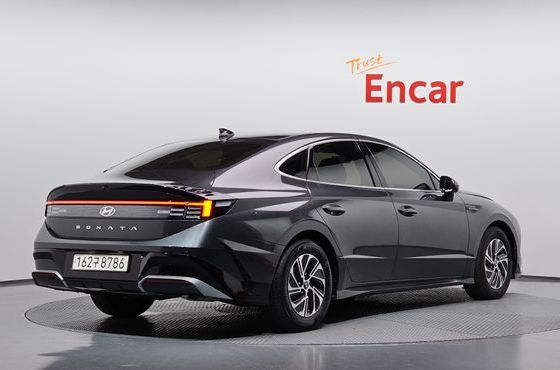 Hyundai Sonata Premium — пробег 127 574 км — фото 2 из 5