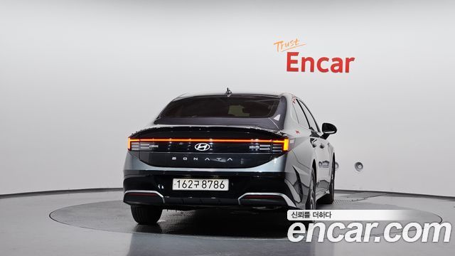 Hyundai Sonata Premium — пробег 127 574 км — фото 4 из 5