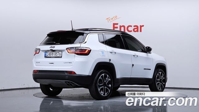 Jeep Compass из Кореи Encar
