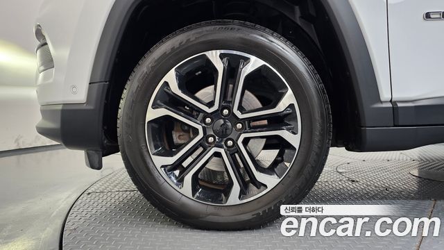 Jeep Compass из Кореи Encar