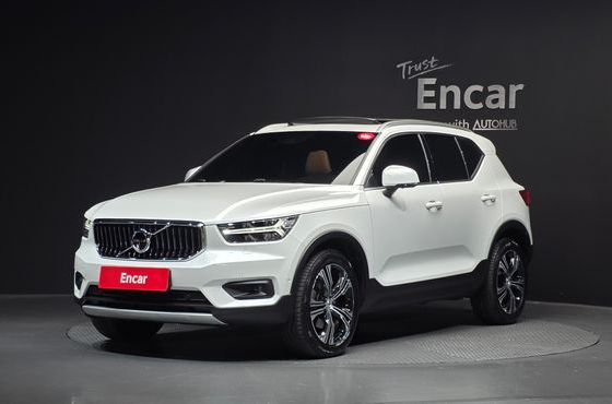 Volvo XC40 B4 Inscription — пробег 13 467 км — фото 1 из 5