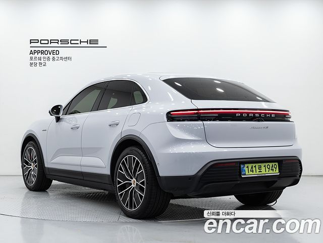 Porsche Macan 4S — пробег 17 570 км — фото 2 из 5