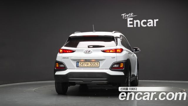 Hyundai Kona из Кореи Encar