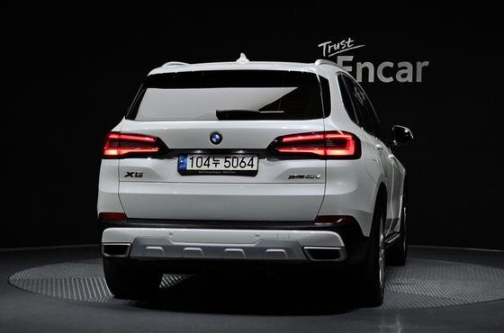 BMW X5 xDrive 45e xLine — пробег 65 851 км — фото 4 из 5