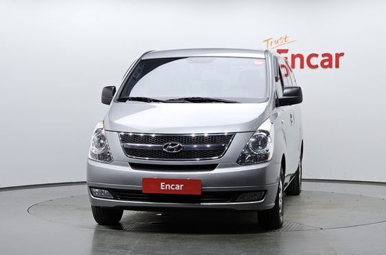 Hyundai Starex 12-Seater Wagon CVX Luxury — пробег 151 075 км — фото 3 из 5