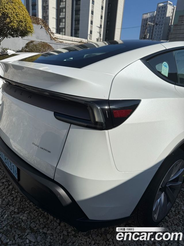 Tesla Model Y Long Range AWD — пробег 19 729 км — фото 2 из 5